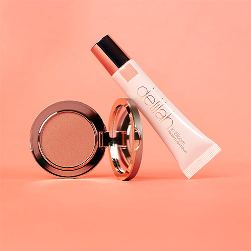 Delilah cosmetics - Illuminating Blush Lustre - Blush & Highlighter in één