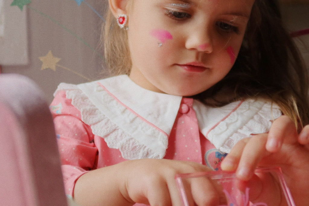 Konges Slojd-  Oogschaduwpalet voor kinderen – On The Go (Blauw/Roze)