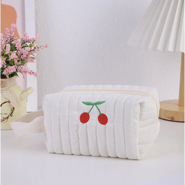 TIGA Blossom Cherry Accessoiretas met riem – Stijlvol & Praktisch