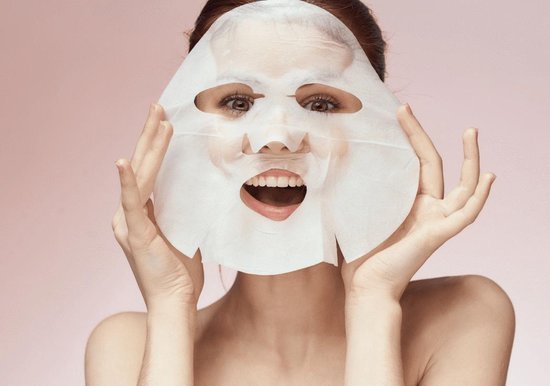 Mitomo - Aloë Vera & Kersenbloesem Essentie Sheet Mask – Hydratatie en Glow