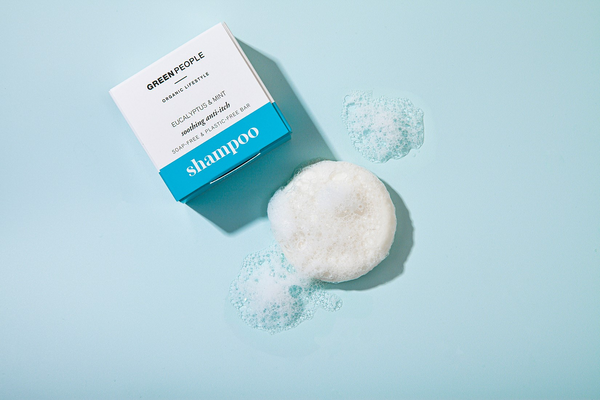Green People - Eucalyptus & Mint Anti-Dandruff Shampoo Bar - Beauty Junkies