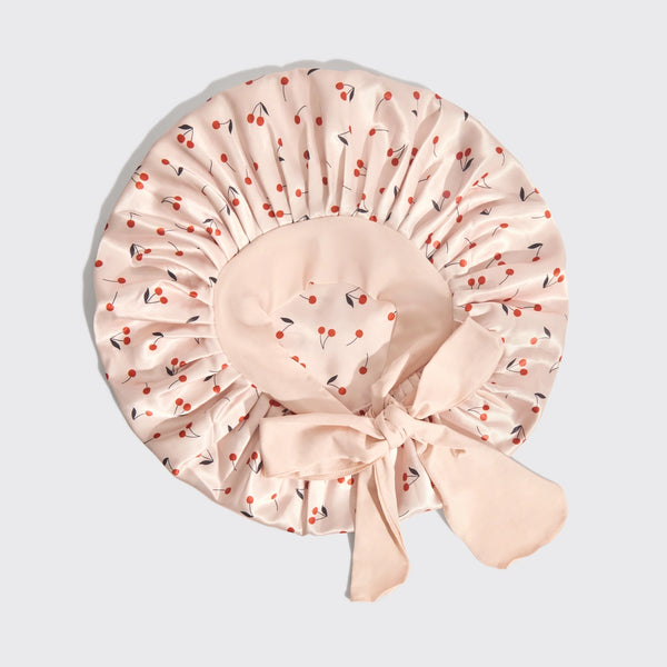 Kitsch - Satijnen Bonnet – Verstelbaar & Oversized – Cherry Print – Anti-Pluis & Vochtbehoud