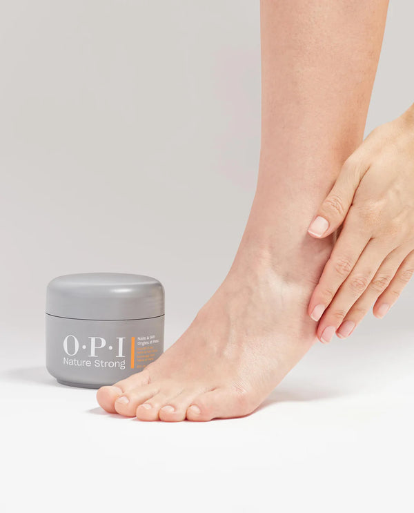 OPI Nature Strong Smooth It Out Scrub – Hand- & Voetscrub Vegan (250 ml)