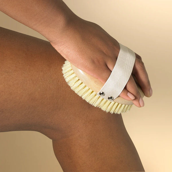 Aromatherapy Associates - Revive Body Brush - Lichaamsborstel op basis van cactusharen - Beauty Junkies