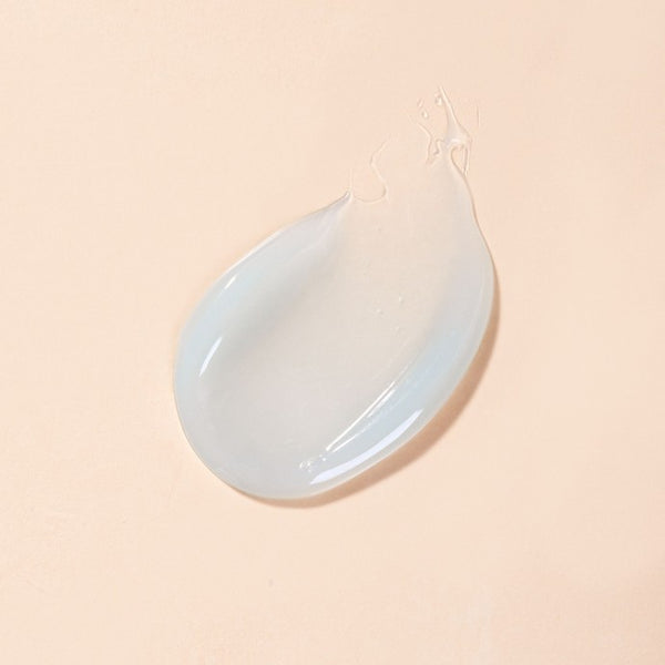 Close-up van de romige textuur van Absolution Le Baume Céleste make-up remover balsem