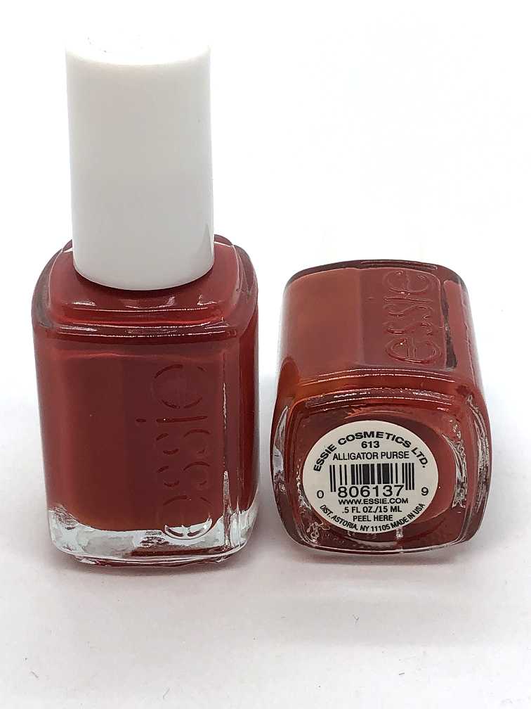 Essie - Alligator Purse - Nagellak - Beauty Junkies