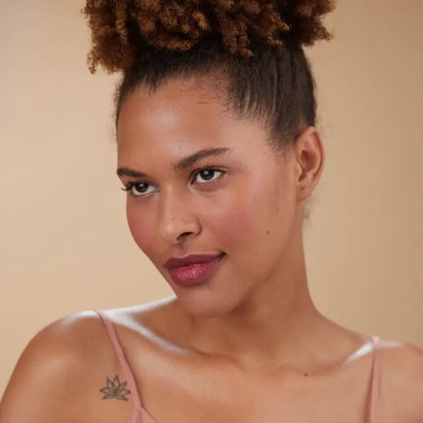 Absolution Cosmetics - Sweet and Safe Kiss - Zijdezachte - Fluweelzachte finish - Subtiele kleuring - Beauty Junkies