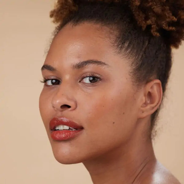 Absolution Cosmetics - Sweet and Safe Kiss - Zijdezachte - Fluweelzachte finish - Subtiele kleuring - Beauty Junkies