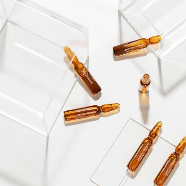 Anti-pollutie hydratatie ampoules van Mesoestetic voor huidbescherming