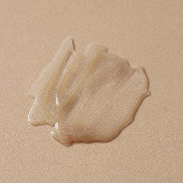 Textuur van het biologische anti-aging oogconcentraat Le Soin Regard. van Absolution