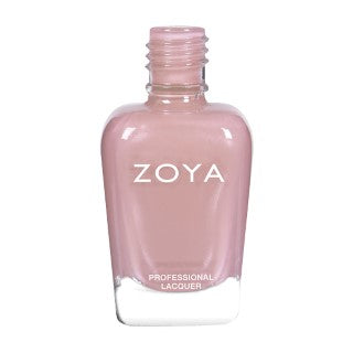 Zoya Caresse is een ijzige lichtroze nagellak met mauvetint en zilveren shimmer. Vegan, 10-Free en dekkend in 2 lagen. Elegant en koel van toon.