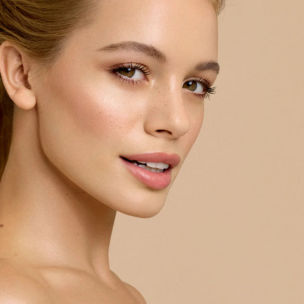 Delilah Cosmetics - Pure Light Illuminating Powder - Beauty Junkies