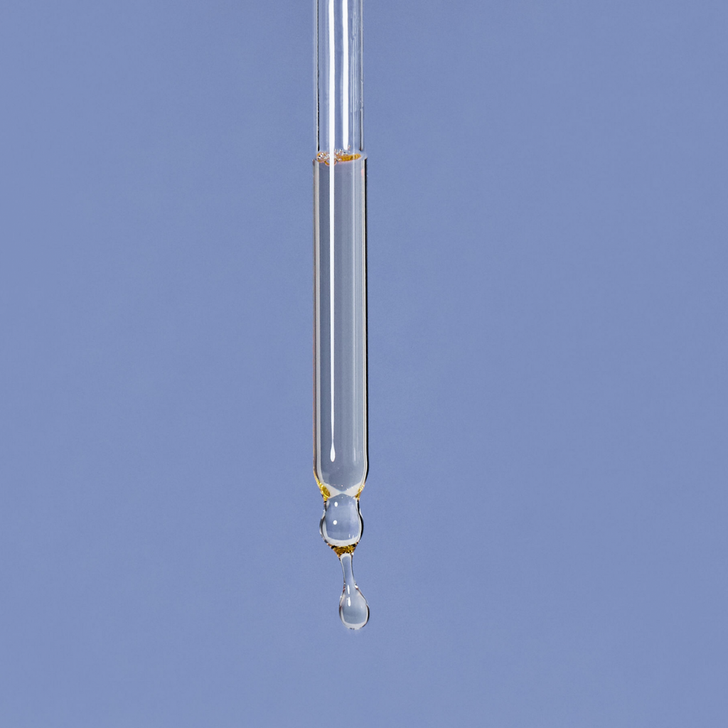 Druppels van Addiction, l’Huile Visage vallen uit het pipet, rijk aan voedingsstoffen