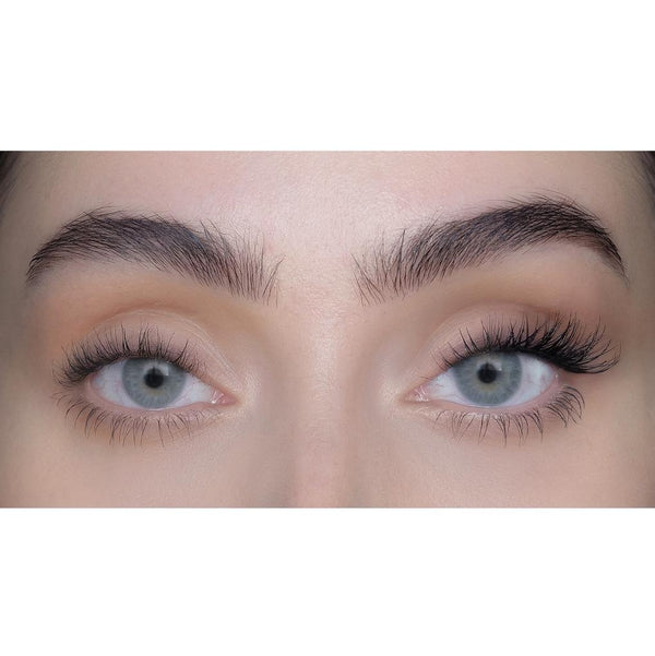 SWEED - Nikki Sultry Corner - Nepwimpers - Beauty Junkies