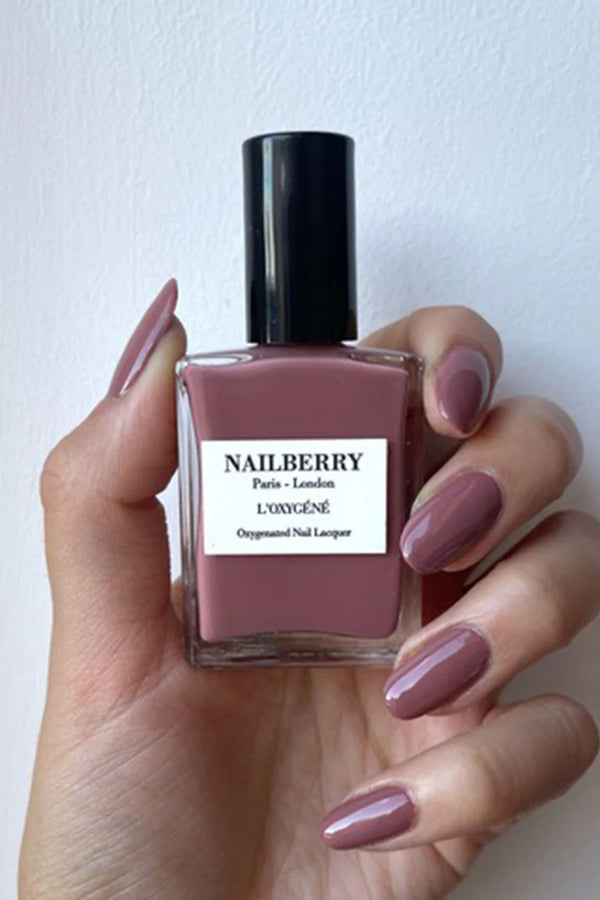 Nailberry -  Cashmere – Vegan Vintage Roze Nagellak met Beige Ondertoon (Opaque)
