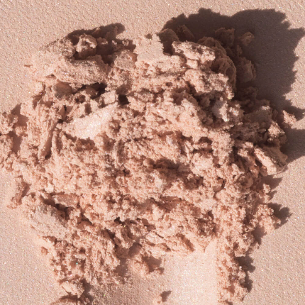 Ellis Faas - Glow Up - Beauty Junkies