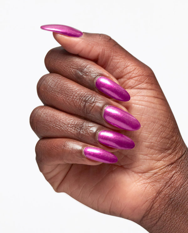 OPI Infinite Shine - Charmed I'm Sure - Nagellak met Geleffect - Beauty Junkies