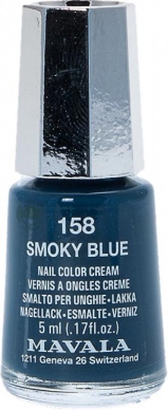 Close-up van Mavala Smokey Blue nagellak in een flesje